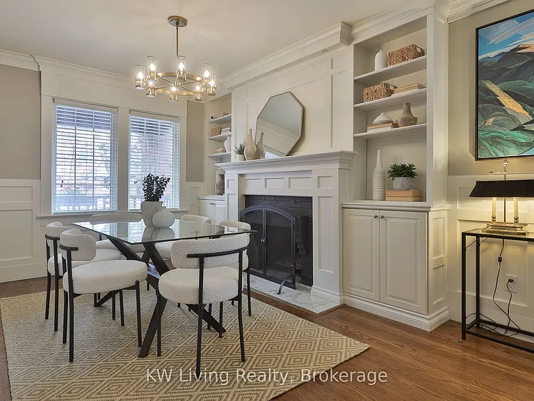 452 Davisville Ave — Photo 4