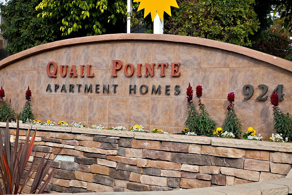 Building Photo - Elan Quail Pointe Apartment Homes