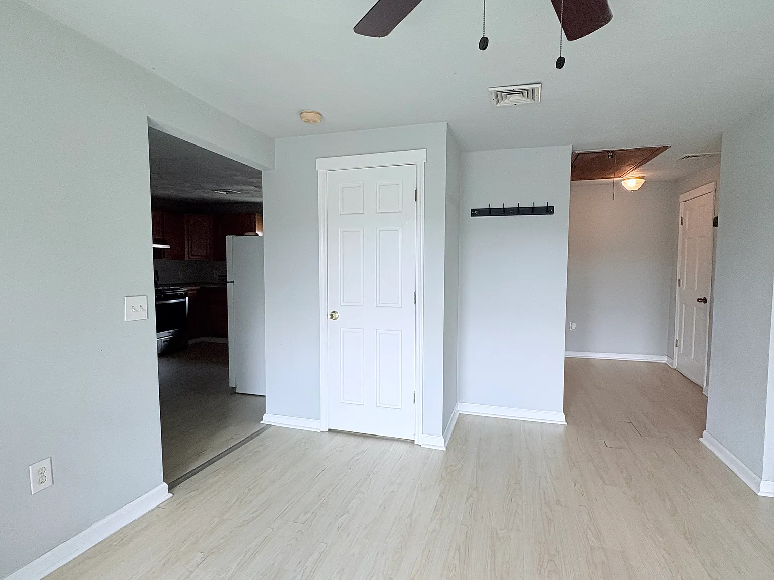 97 Fairview Ave — Photo 4