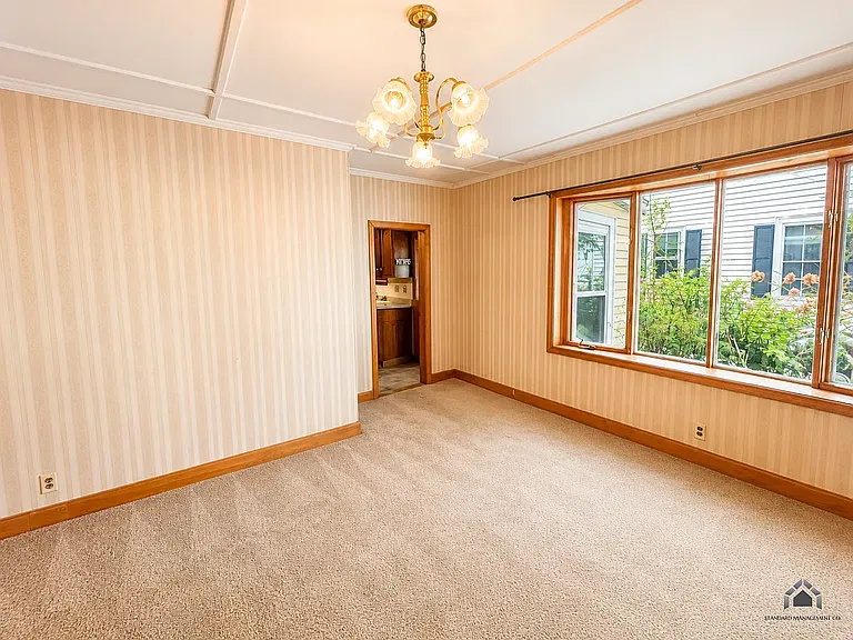 53 Clinton Ave #4 — Photo 16
