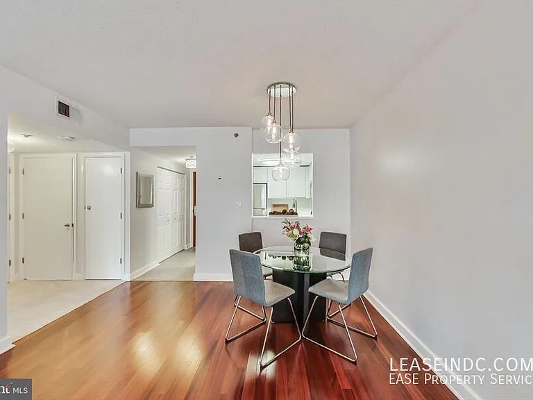 1150 K St NW #406 — Photo 7