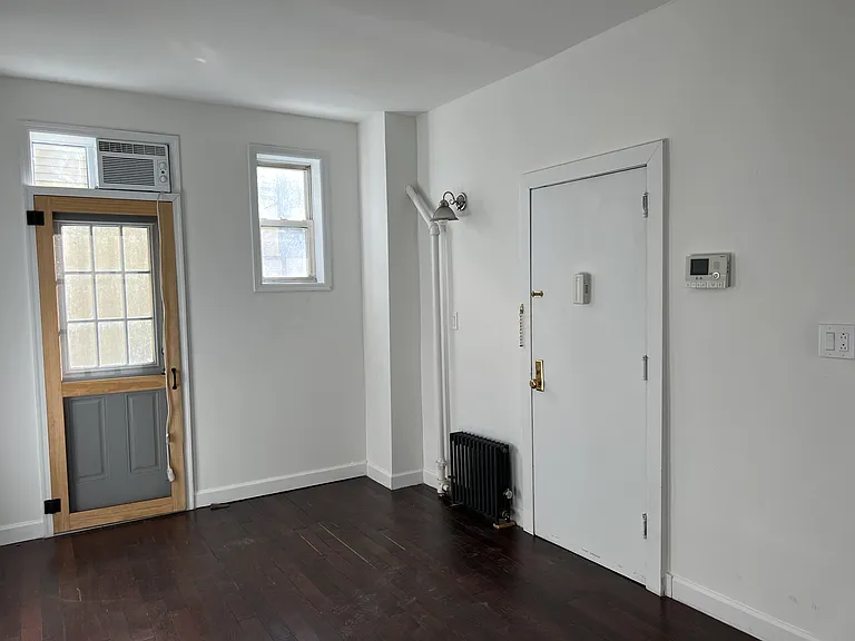 150 Norman Ave #1L — Photo 9
