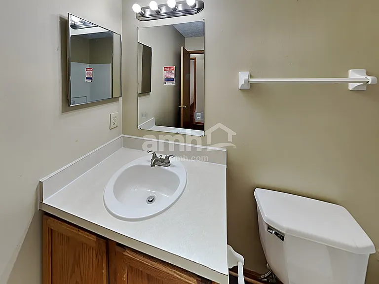 6811 Magdalena Ln — Photo 13
