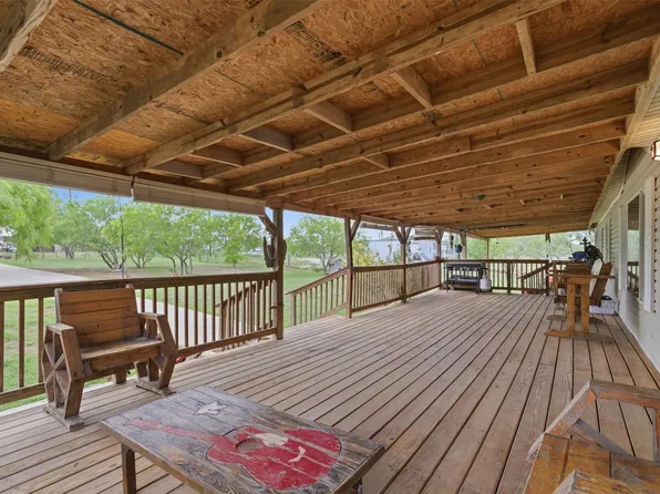 345 Morning Mist, Lockhart, TX 78644
