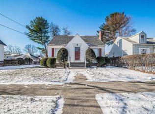 28 Bither St, Springfield, MA 01118