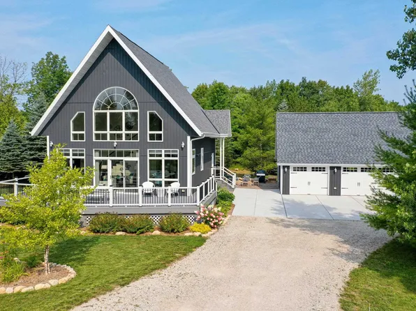 4413 Maggie Jennie Ln, New Franken, WI 54229