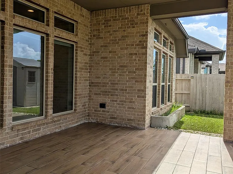 2043 Blackhawk Ridge Ln — Photo 39