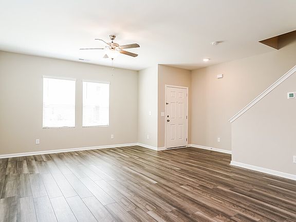 5th image of 338 Stone Arbor Way