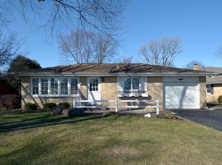 908 S We Go Trl, Mount Prospect, IL 60056