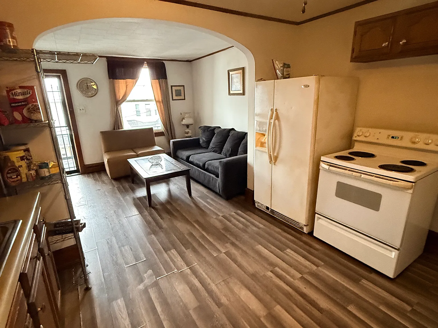 5 bed, 1300 sqft, $700 — Photo 4
