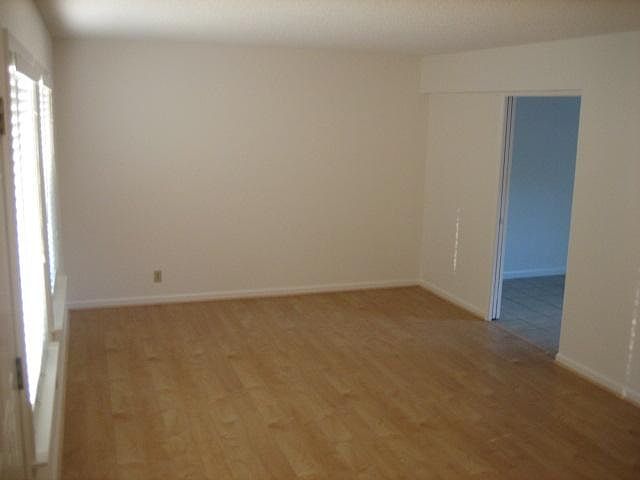 1st image of 4701 Saginaw Cir