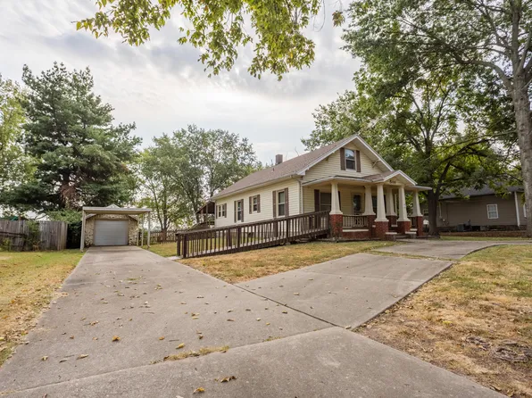 516 N Pine Avenue, Republic, MO 65738