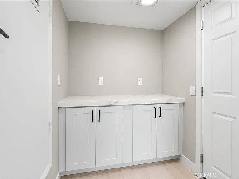 24746 Scott Ln — Photo 15