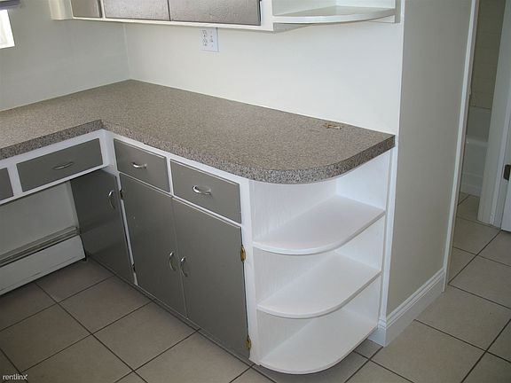 ONE BEDROOM APARTMENT 005