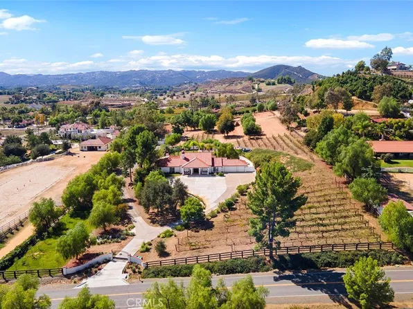 39555 Avenida Bonita, Murrieta, CA 92562
