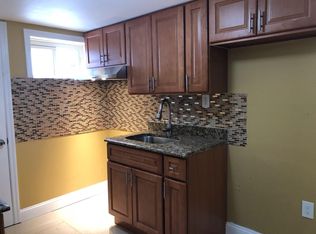 10211 86th Rd, Jamaica, NY 11418