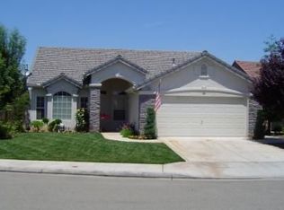 2098 E Revere Rd, Fresno, CA 93720