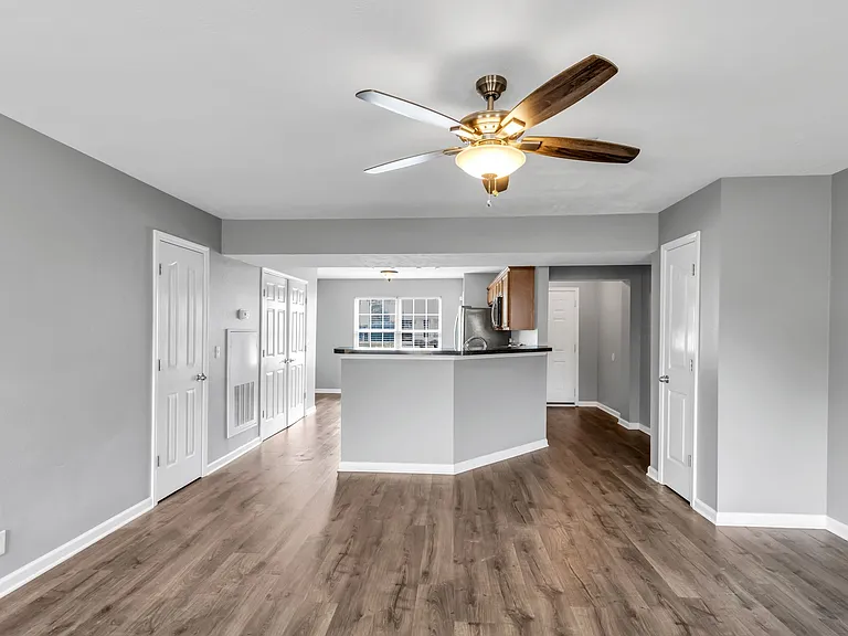 414 Arapaho Dr — Photo 6