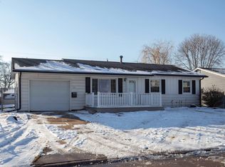 570 33rd Ave, East Moline, IL 61244