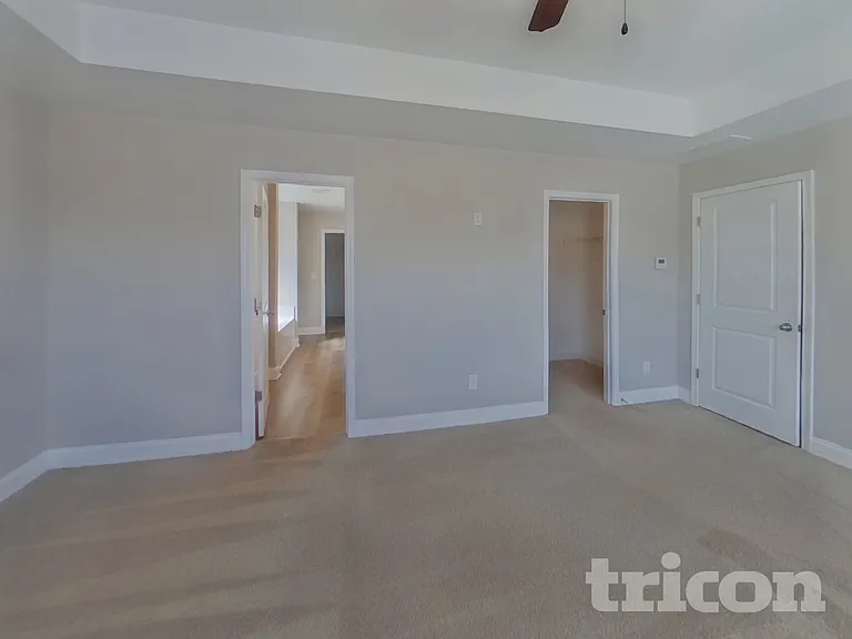 1013 Eldon Ln — Photo 6