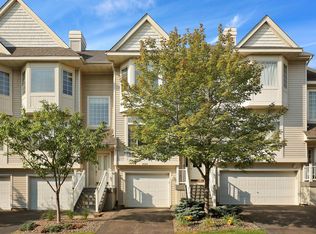 8905 Brunswick Path, Inver Grove Heights, MN 55076