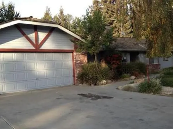 1938 W Forest Ave, Porterville, CA 93257