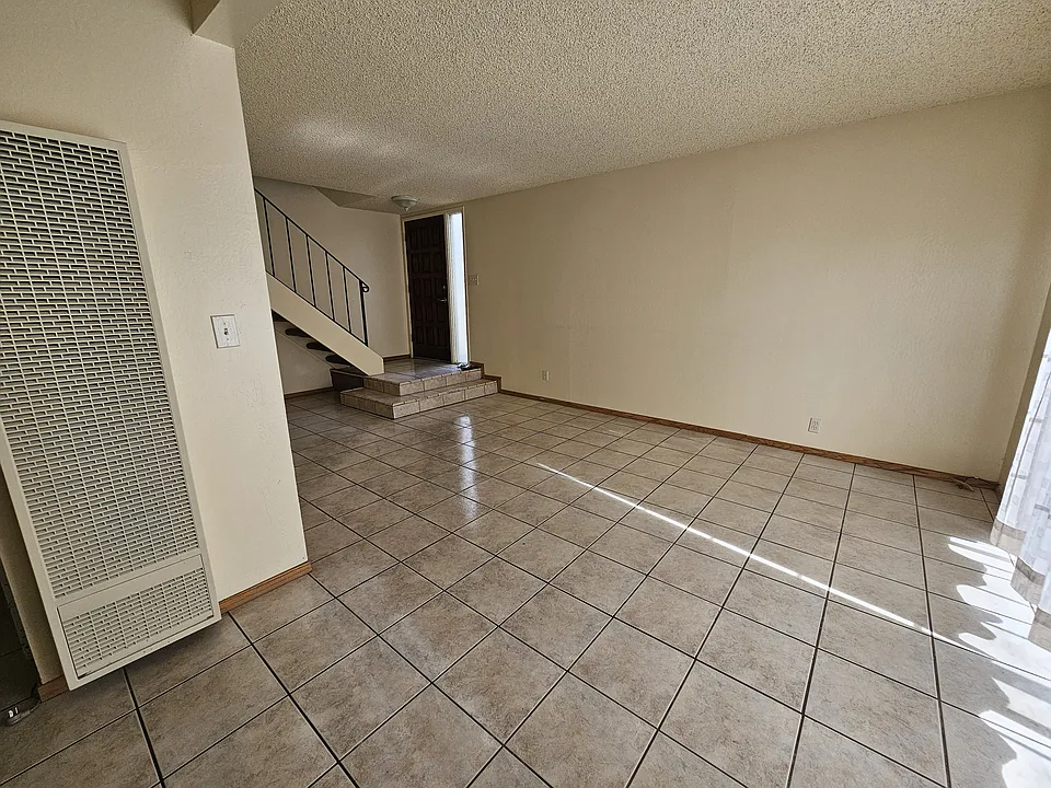 231 Sunnyhills Dr