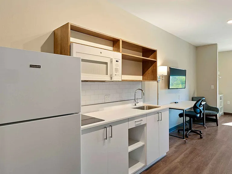 Studio Suite - 2 Queen Beds