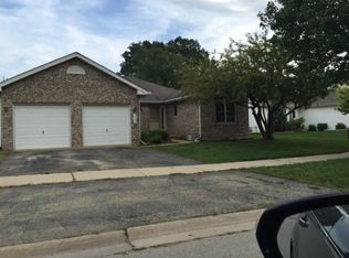 3805 Hennepin Dr, Joliet, IL 60431