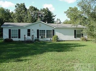 19332 Edgar Rd, Howard City, MI 49329