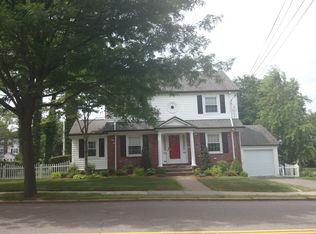 238 Lagrange St, West Roxbury, MA 02132