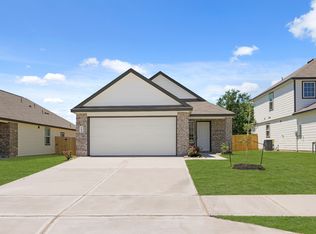 304 Elk Run Ln, Huntsville, TX 77320