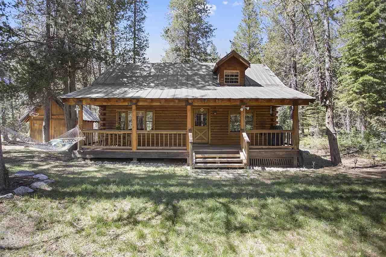 51133 Conifer Dr photo 1