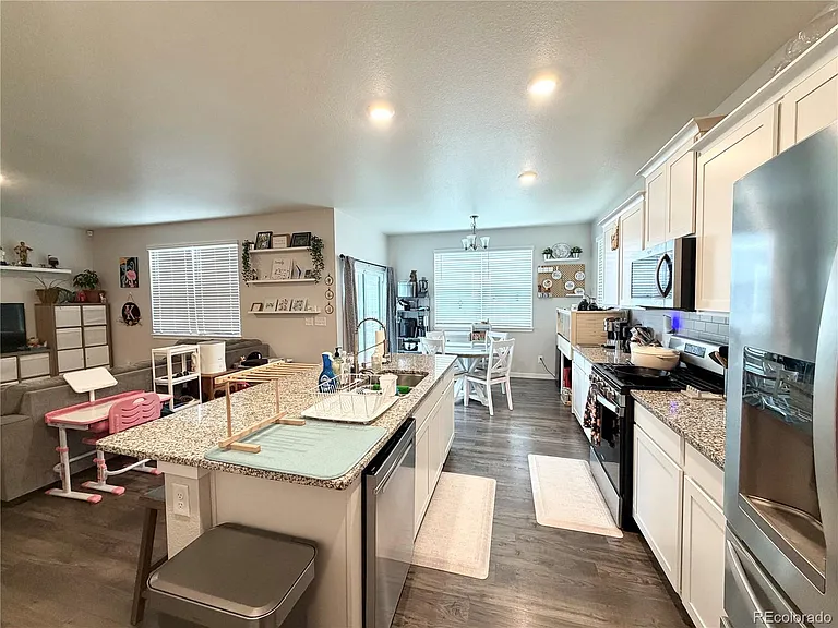 204 Coyote St — Photo 4