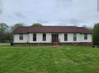 392 Albright Ln #A, Gallatin, TN 37066