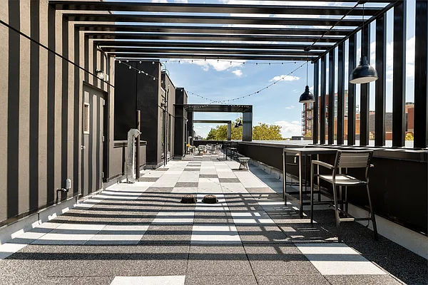 Rented by Safdie Realty Group | media 34