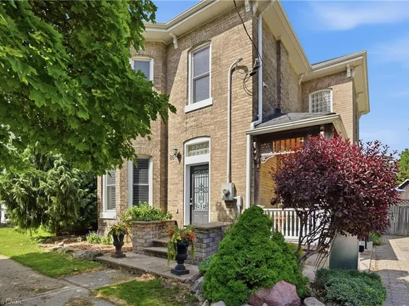 86 Oak St, Brantford, ON N3T 2B3