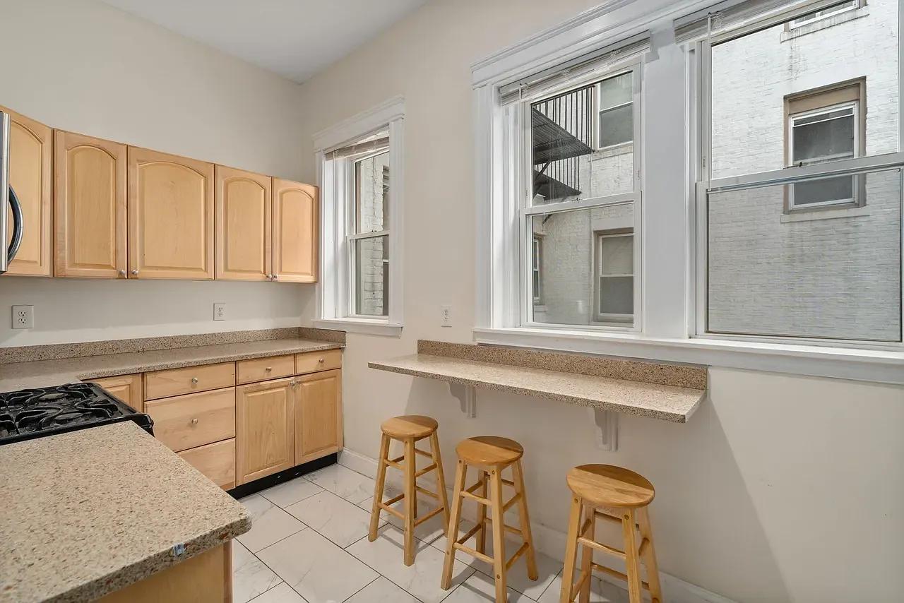 1 bed, $3,800 — Photo 4