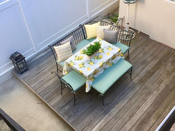 exclusive patio area for the upstairs/back unit