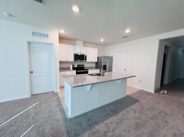 2073 Doe Run Dr, Davenport, FL 33837