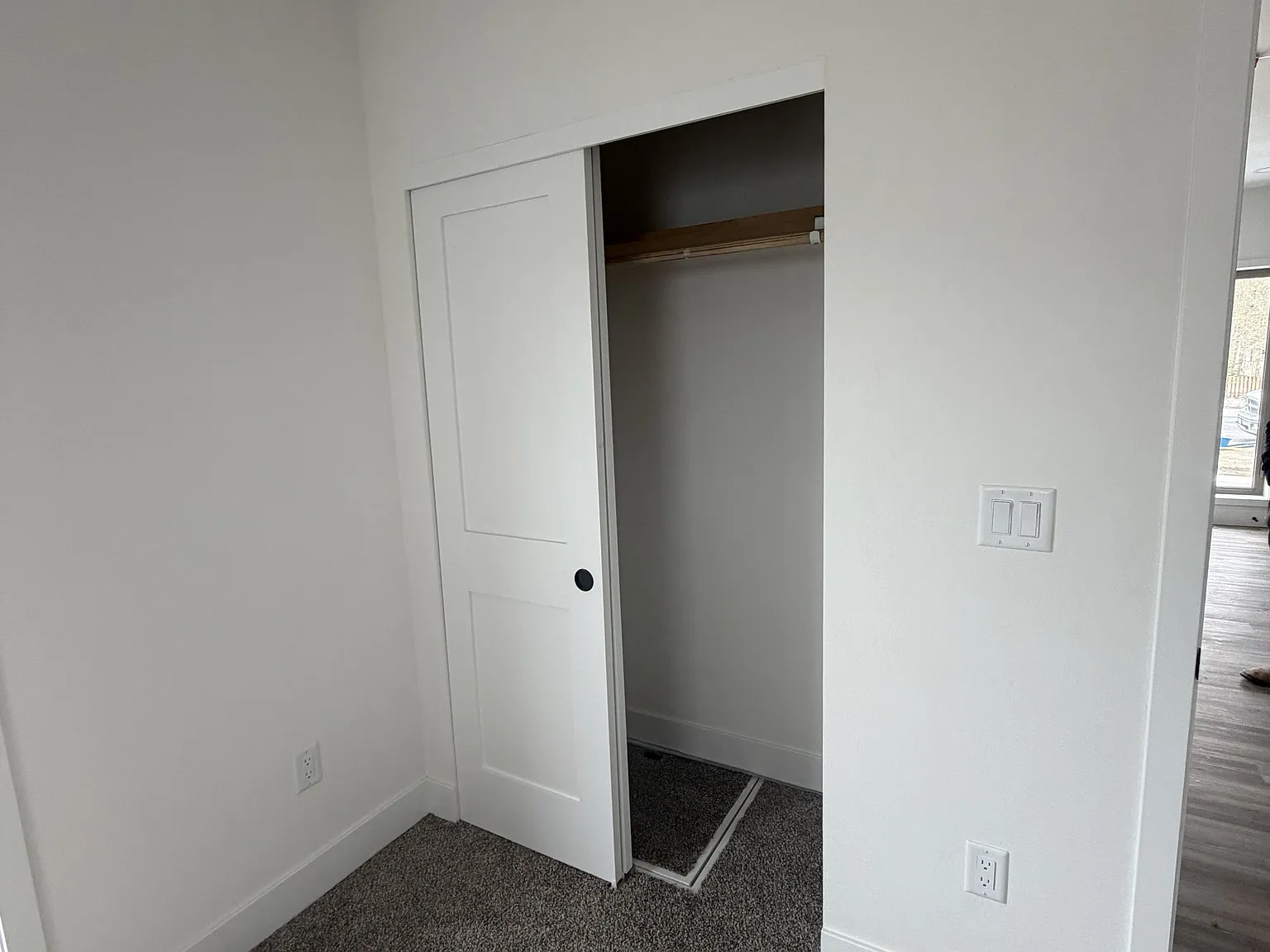 1 bed, $1,656 — Photo 4