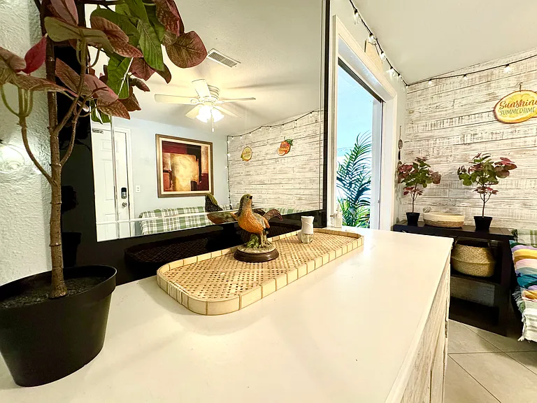 3x1 FRONTYARD RENTAL OR FULL HOUSE