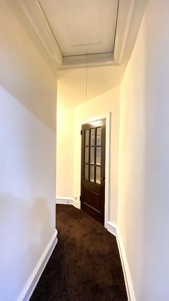 Building Photo - 300A W 31st St