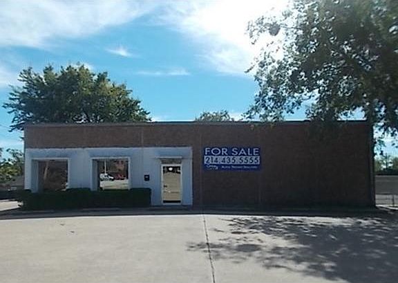 5th image of 124 W College St
