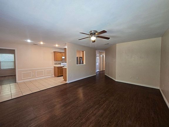 4th image of 2413 Haven Dr