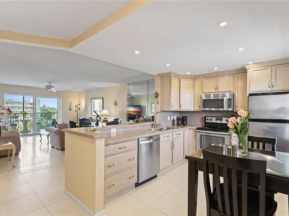 190 SE 5th Ave APT 503, Dania Beach, FL 33004