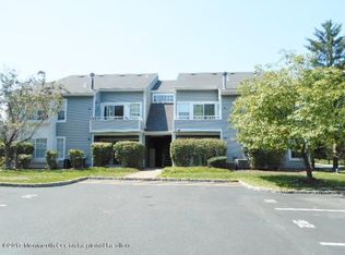 8 Gait Ct, Tinton Falls, NJ 07753
