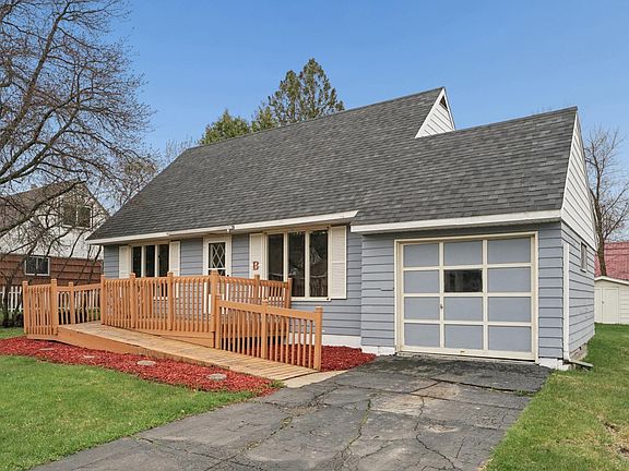 2nd image of 320 Andover Rd