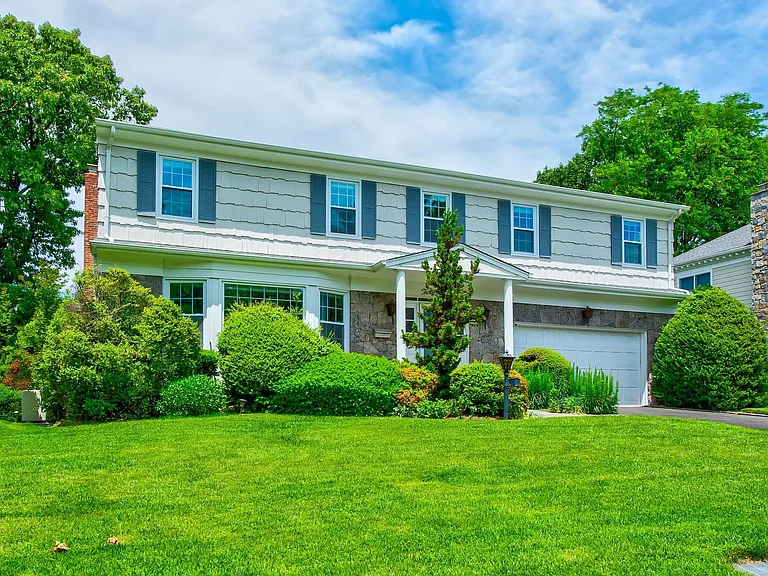 39 Colony Ln — Photo 1