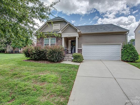 2nd image of 2561 Bethesda Oaks Dr